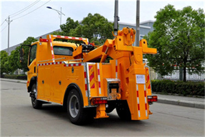 兴县高速路拖车费